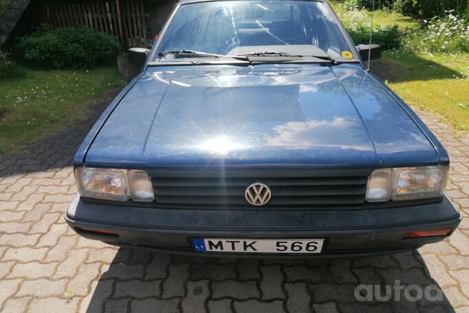 Volkswagen Passat B2 Hatchback 5-doors