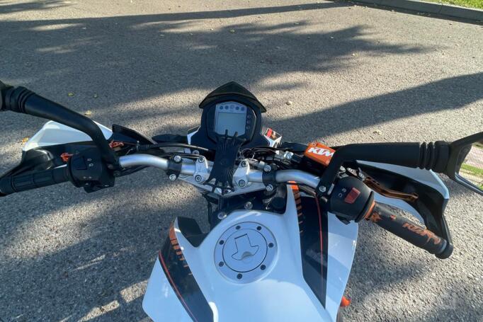 KTM Duke