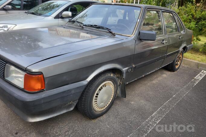 Audi 80 B2 Sedan 4-doors