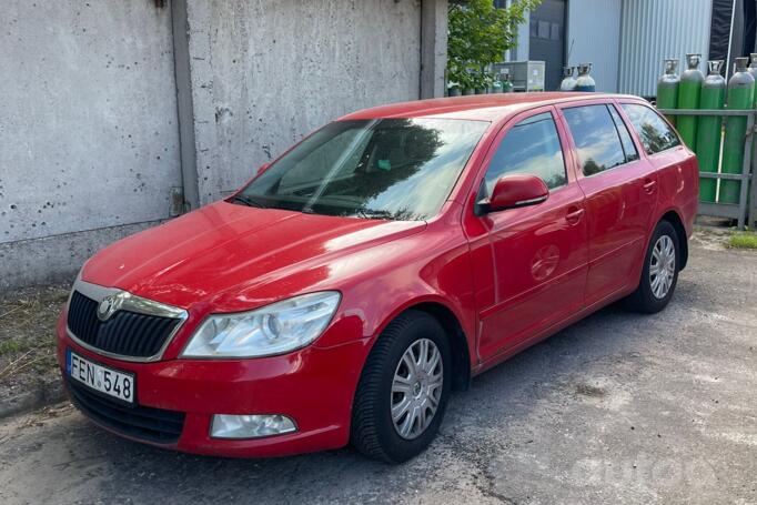 Skoda Octavia 2 generation [restyling] Combi wagon 5-doors