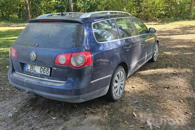 Volkswagen Passat B6 wagon 5-doors