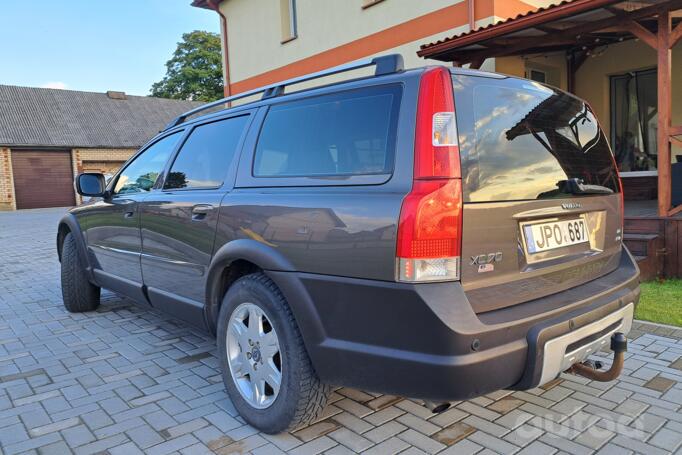 Volvo XC70 2 generation [restyling] wagon