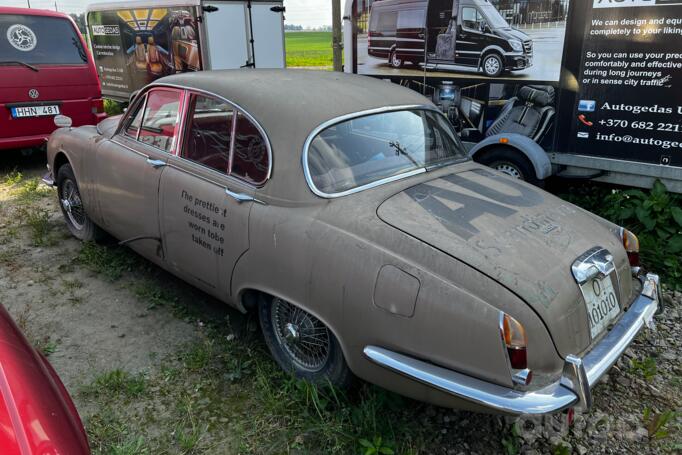 Jaguar Mark 2 1 generation