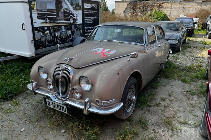 Jaguar Mark 2 1 generation