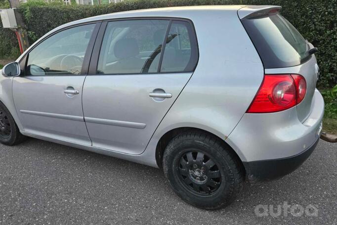 Volkswagen Golf 5 generation Hatchback 5-doors