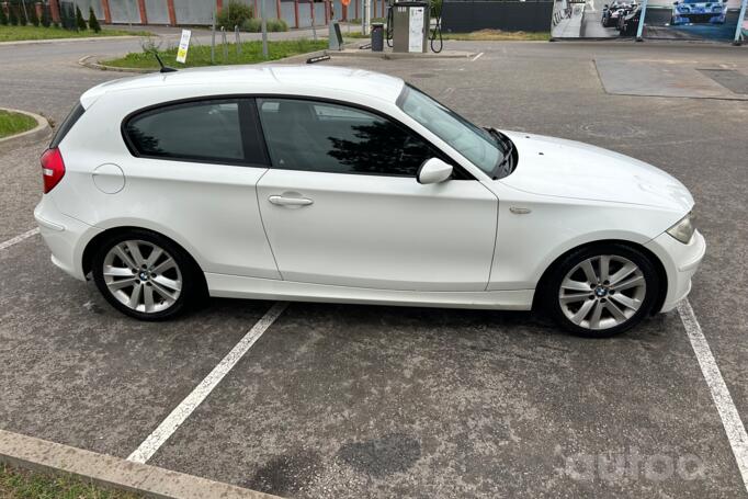 BMW 1 Series E81/E82/E87/E88 [restyling] Hatchback 3-doors