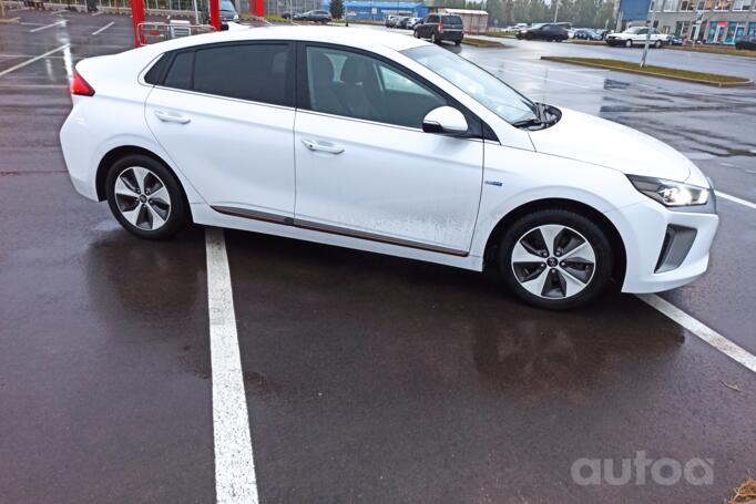 Hyundai Ioniq AE Liftback