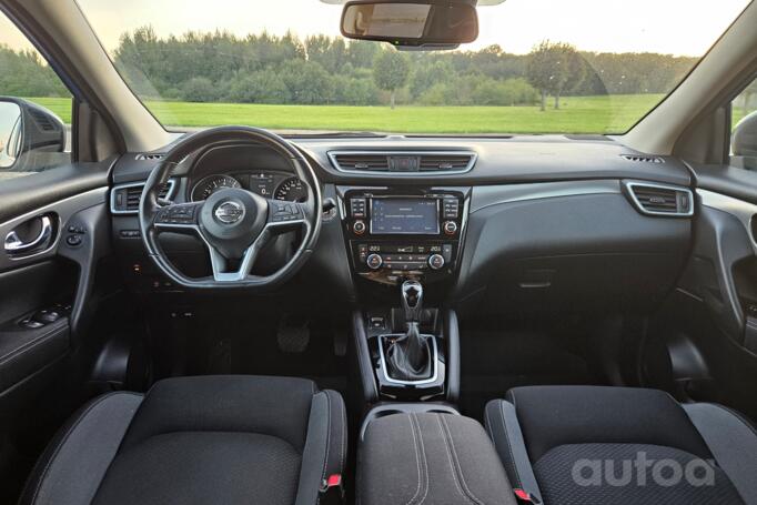 Nissan Qashqai 2 generation [restyling] Crossover