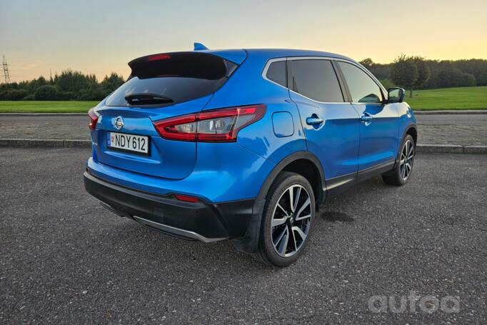 Nissan Qashqai 2 generation [restyling] Crossover