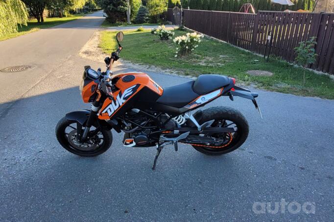 KTM Duke