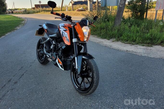 KTM Duke