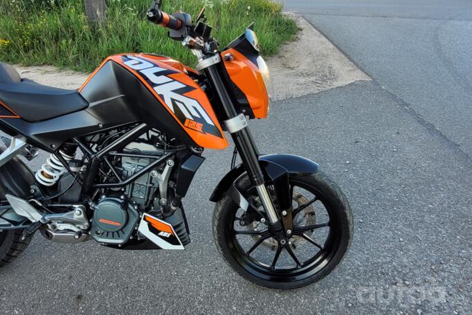 KTM Duke