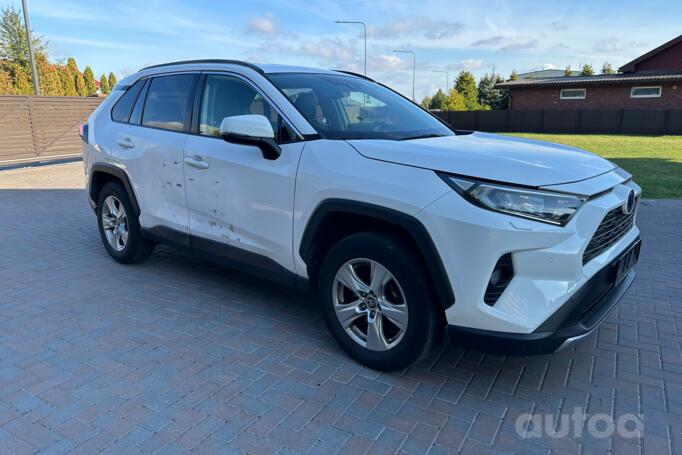 Toyota RAV4 4 generation [restyling] Crossover