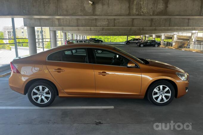 Volvo S60 2 generation Sedan