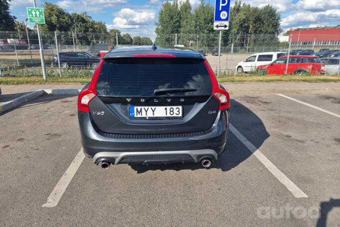 Volvo V60 1 generation [restyling] wagon 5-doors