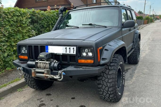 Jeep Cherokee XJ SUV 5-doors