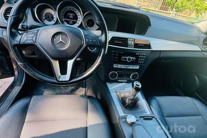 Mercedes-Benz C-Class W204/S204/C204 [restyling] Sedan 4-doors