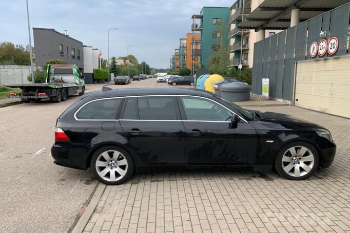 BMW 5 Series E60/E61 Touring wagon