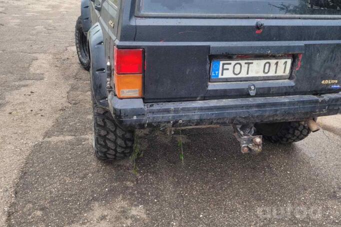 Jeep Cherokee XJ SUV 5-doors