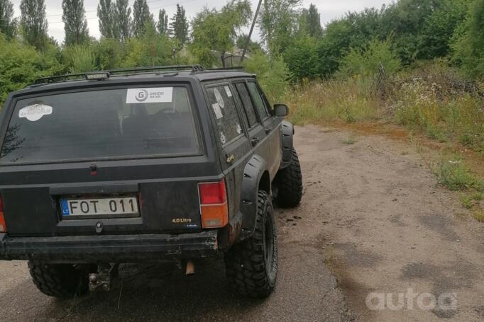 Jeep Cherokee XJ SUV 5-doors