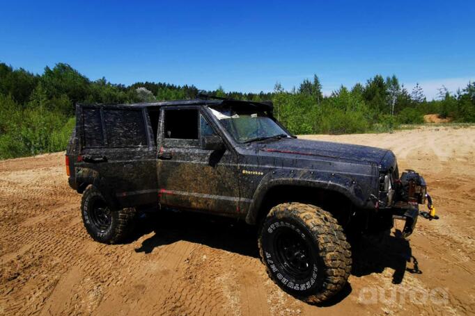 Jeep Cherokee XJ SUV 5-doors