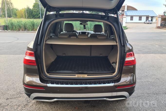 Mercedes-Benz M-Class W166 Crossover 5-doors