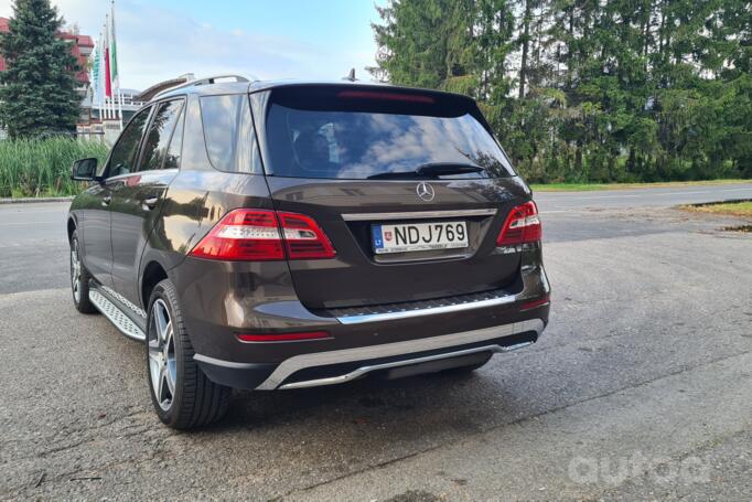 Mercedes-Benz M-Class W166 Crossover 5-doors