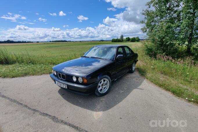 BMW 5 Series E34 Sedan