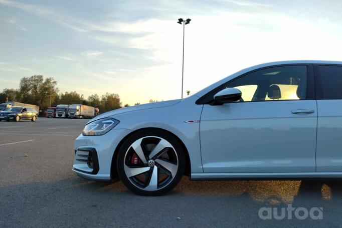 Volkswagen Golf GTI 7 generation [restyling]