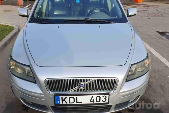 Volvo V50