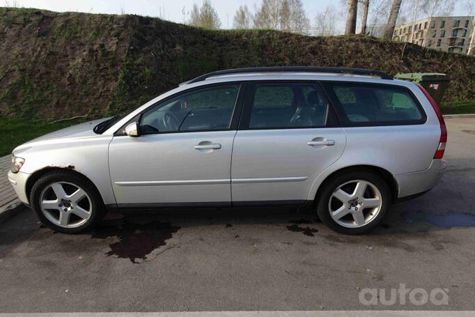 Volvo V50