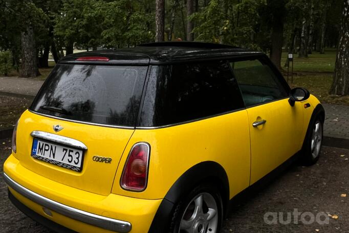 Mini Cooper R50 Hatchback