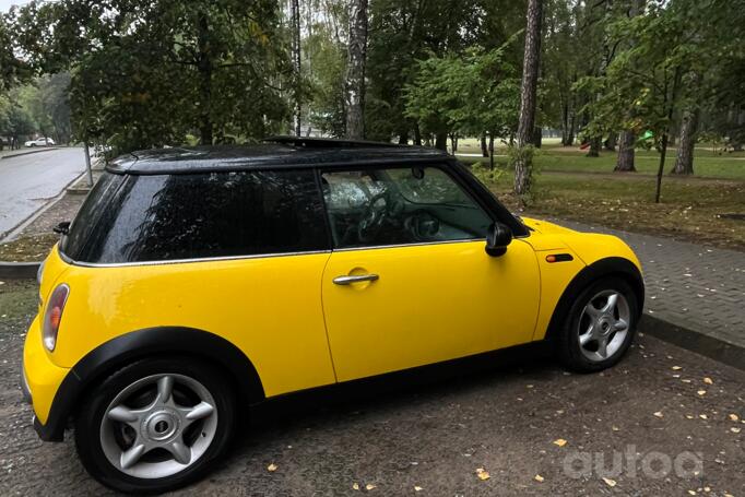 Mini Cooper R50 Hatchback