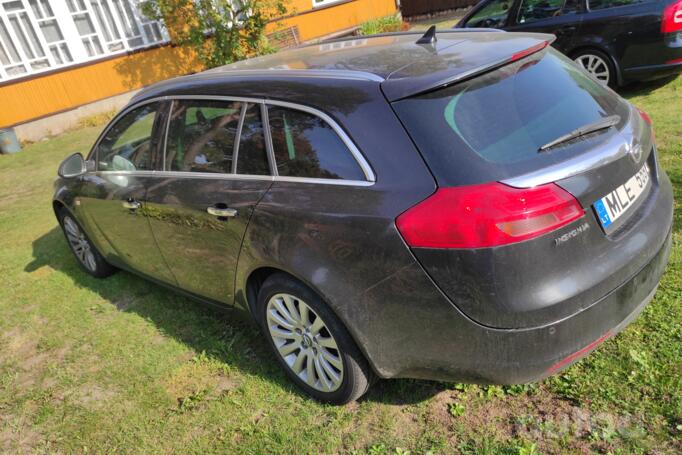 Opel Insignia A Sports Tourer wagon 5-doors