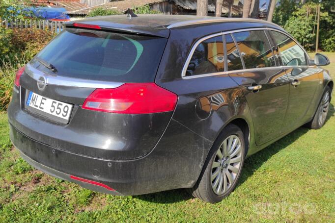 Opel Insignia A Sports Tourer wagon 5-doors