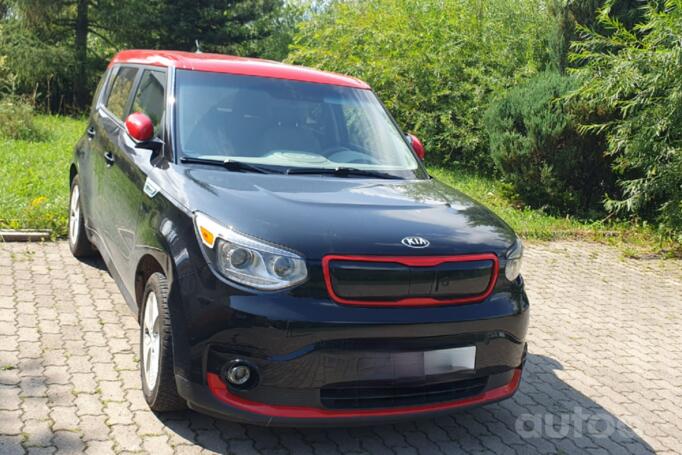 Kia Soul 2 generation Hatchback