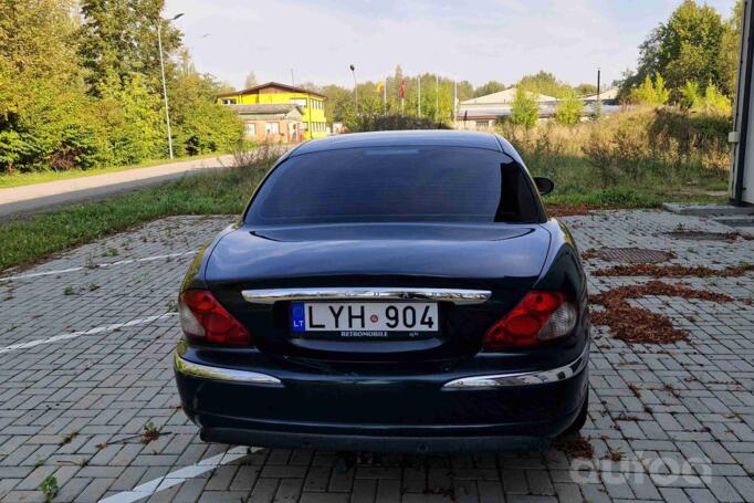 Jaguar X-Type