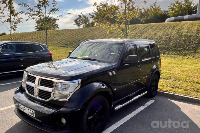 Dodge Nitro 1 generation SUV