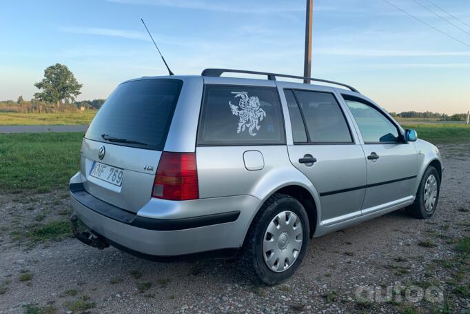 Volkswagen Golf 4 generation wagon