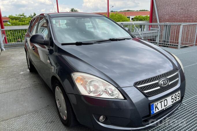 Kia Cee'd 1 generation Hatchback 5-doors