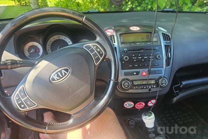 Kia Cee'd 1 generation Hatchback 5-doors