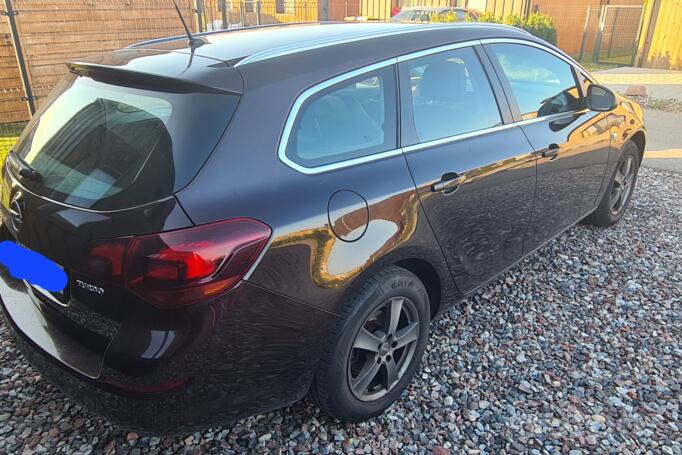 Opel Astra J [restyling] Sports Tourer wagon 5-doors