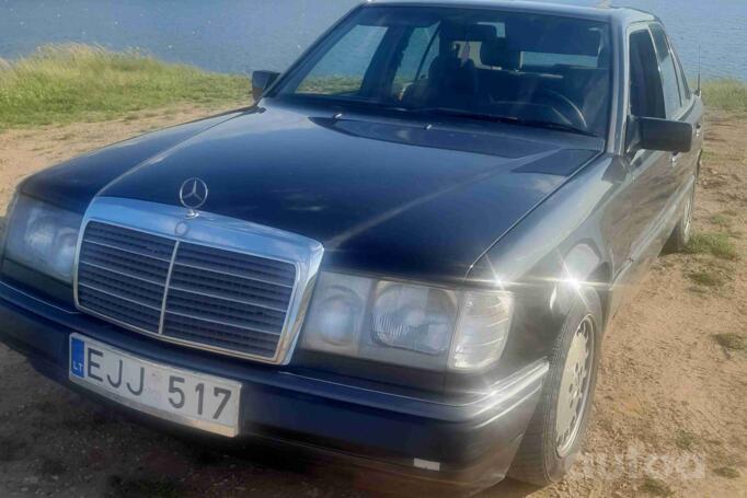 Mercedes-Benz W124