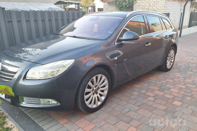 Opel Insignia A Sports Tourer wagon 5-doors