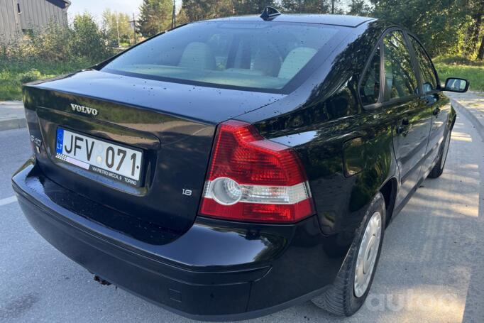 Volvo S40 2 generation Sedan