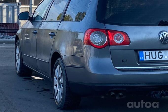 Volkswagen Passat B6 wagon 5-doors