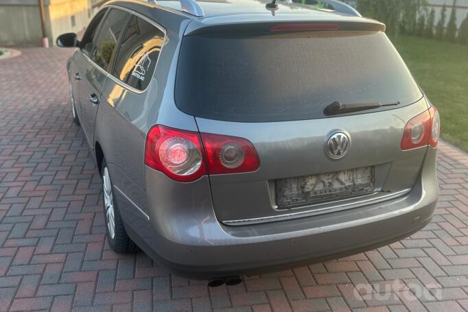 Volkswagen Passat B6 wagon 5-doors