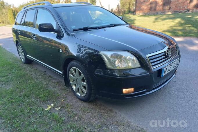 Toyota Avensis 2 generation wagon