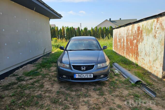 Honda Accord 7 generation wagon