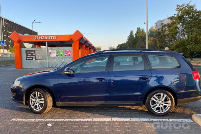 Volkswagen Passat B6 wagon 5-doors